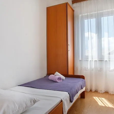 Apartman Ante