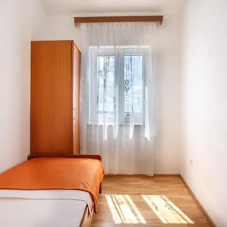 Apartman Ante *