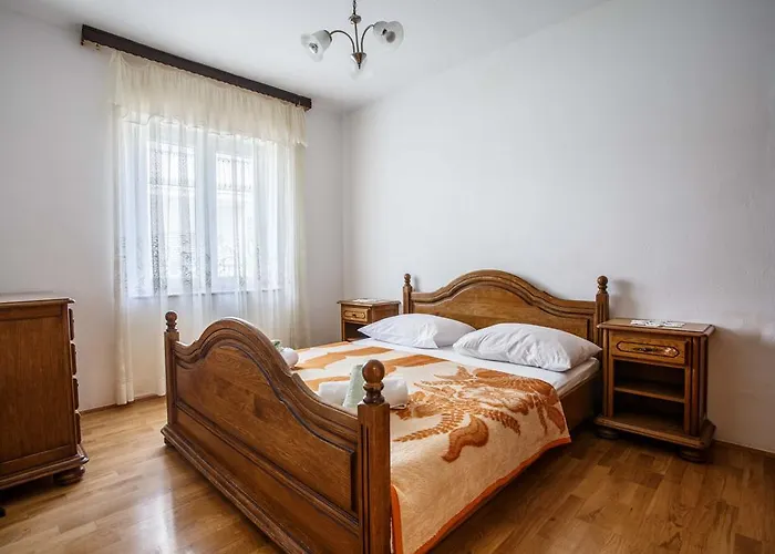 Ante * Omiš