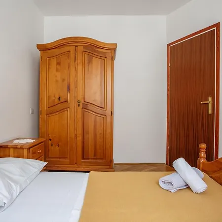 Ante Apartament