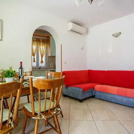 Apartament Ante